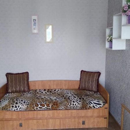 Apartamento Новобудова Центр Либiдь Плаза Khmelʼnytsʼkyy Habitación foto
