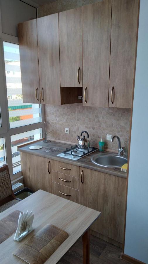 Apartamento Новобудова Центр Либiдь Плаза Khmelʼnytsʼkyy Habitación foto